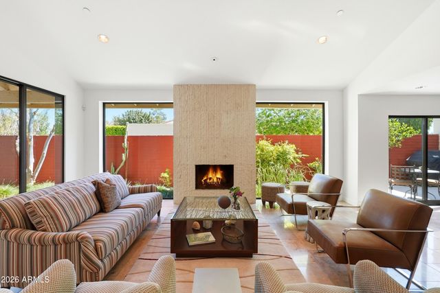 7334 E KRALL Street, Scottsdale, AZ 85250