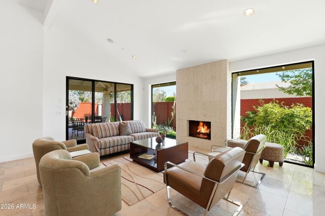 7334 E KRALL Street, Scottsdale, AZ 85250