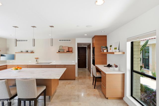 7334 E KRALL Street, Scottsdale, AZ 85250