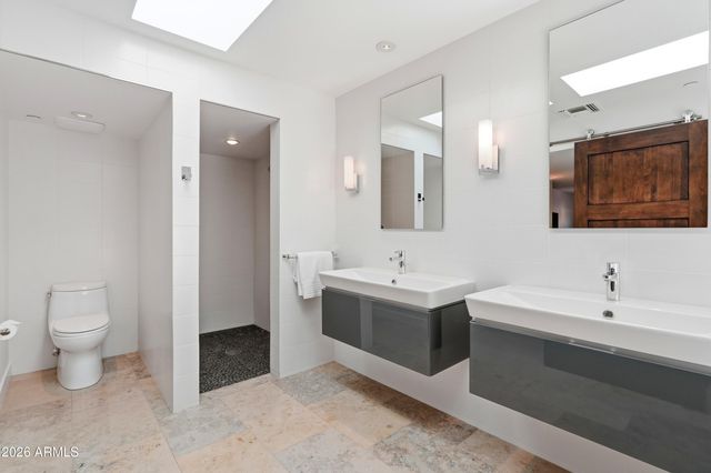 7334 E KRALL Street, Scottsdale, AZ 85250