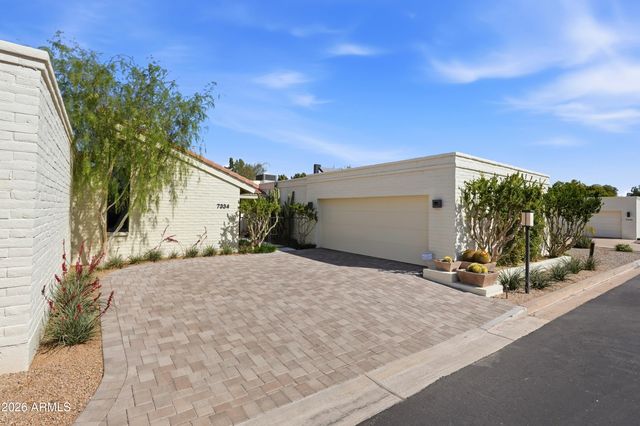7334 E KRALL Street, Scottsdale, AZ 85250