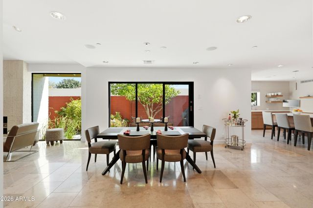 7334 E KRALL Street, Scottsdale, AZ 85250