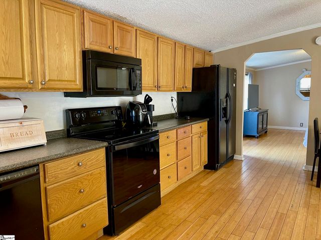 1537 Double Branch Road, Cowpens, SC 29330