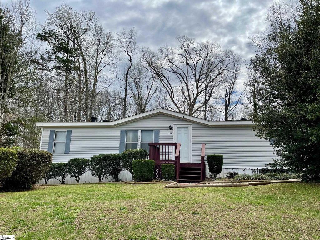 1537 Double Branch Road, Cowpens, SC 29330