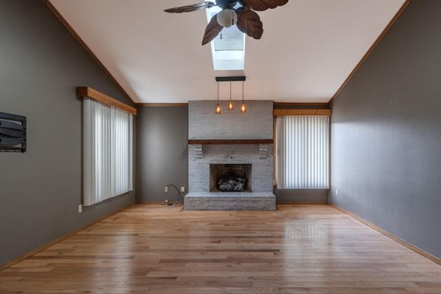 3446 S Valley View Avenue, Springfield, MO 65804