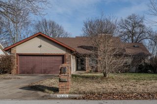 3446 S Valley View Avenue, Springfield, MO 65804