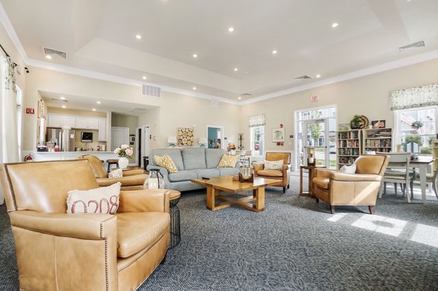 1102 Pennington Drive 1102, Walpole, MA 02081