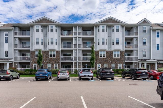 1102 Pennington Drive 1102, Walpole, MA 02081