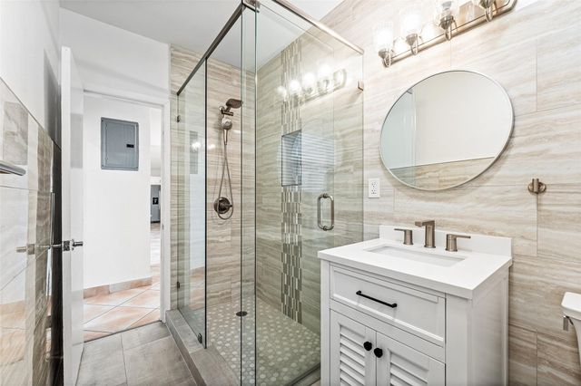 3203 Dover Rd, Pompano Beach, FL 33062