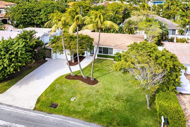 3203 Dover Rd, Pompano Beach, FL 33062