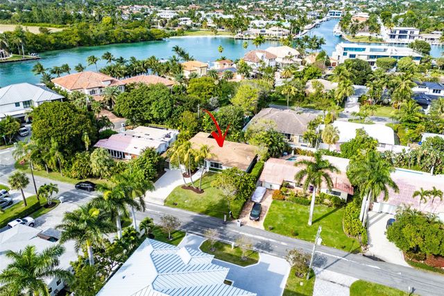 3203 Dover Rd, Pompano Beach, FL 33062