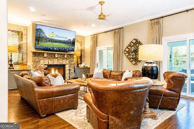 2058 Evergreen Lane NW, Atlanta, GA 30318