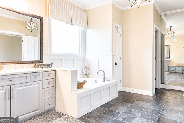2058 Evergreen Lane NW, Atlanta, GA 30318