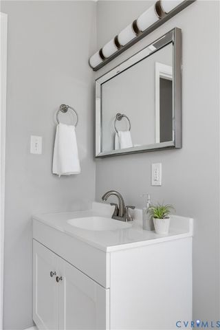 213 Forest Ave, Richmond, VA 23223