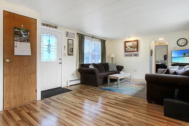 71 Cynthia Circle, Seabrook, NH 03874