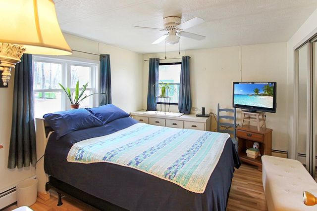 71 Cynthia Circle, Seabrook, NH 03874