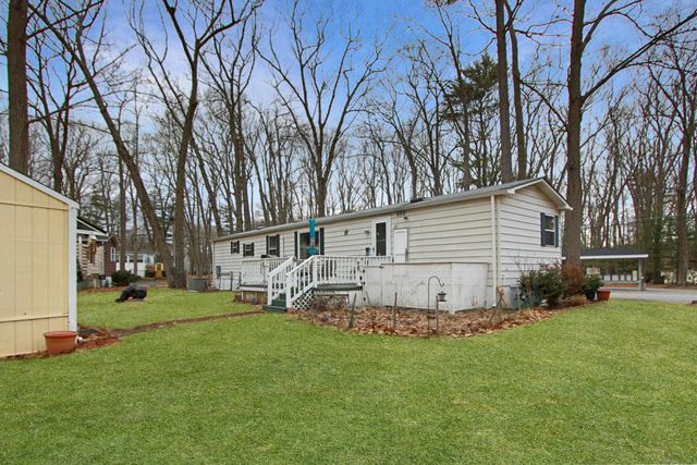 71 Cynthia Circle, Seabrook, NH 03874