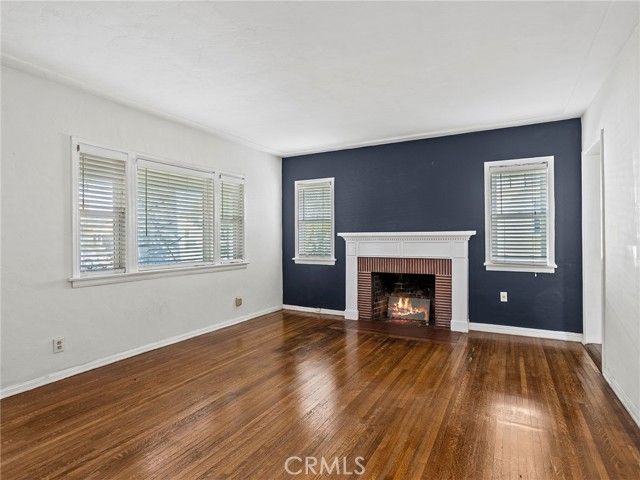 210 W Ash Avenue, Burbank, CA 91502