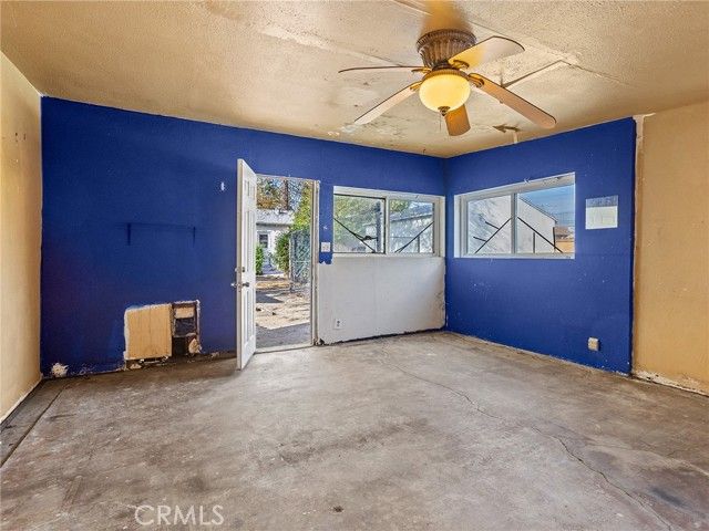 210 W Ash Avenue, Burbank, CA 91502