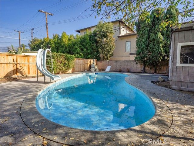 210 W Ash Avenue, Burbank, CA 91502