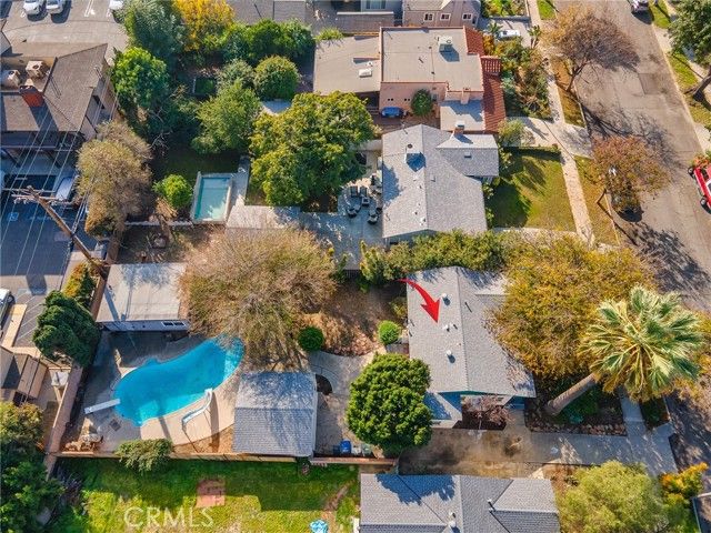 210 W Ash Avenue, Burbank, CA 91502