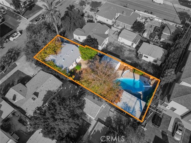 210 W Ash Avenue, Burbank, CA 91502