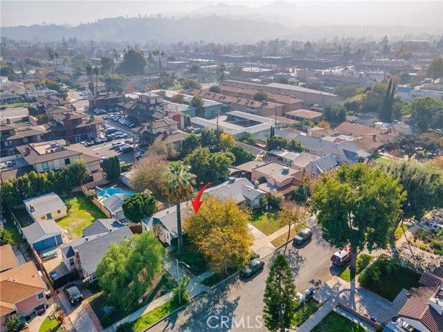 210 W Ash Avenue, Burbank, CA 91502