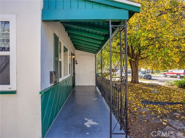 210 W Ash Avenue, Burbank, CA 91502