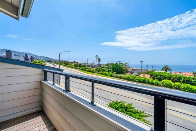 420 Palos Verdes Boulevard, Redondo Beach, CA 90277