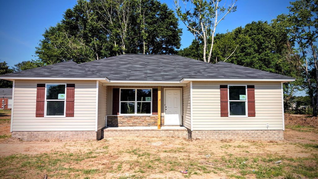 2 Bush Court, Dalzell, SC 29040