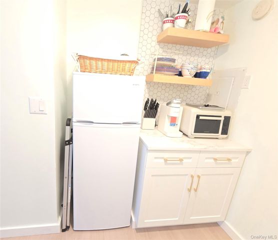 585 Dune Road L10, Westhampton, NY 11978