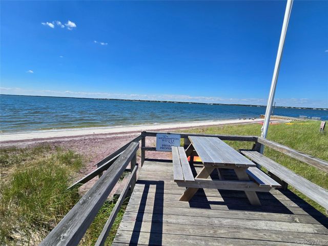 585 Dune Road L10, Westhampton, NY 11978
