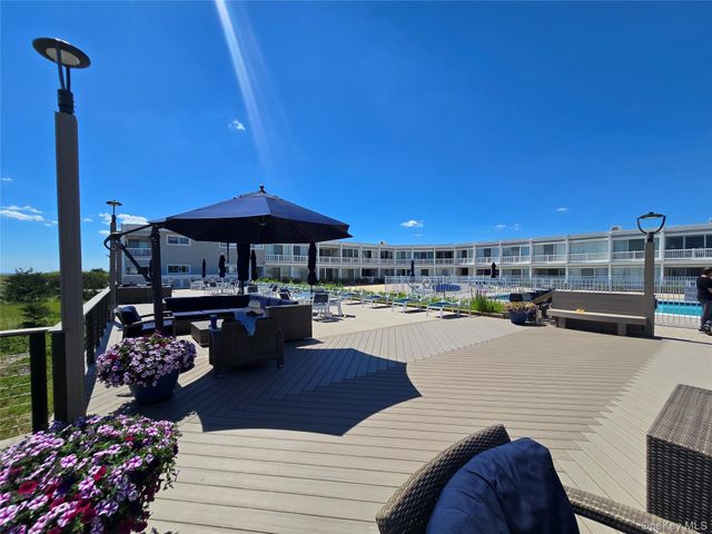 585 Dune Road L10, Westhampton, NY 11978