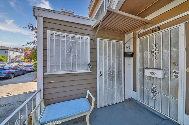 139 S Manhattan 145, Los Angeles, CA 90004