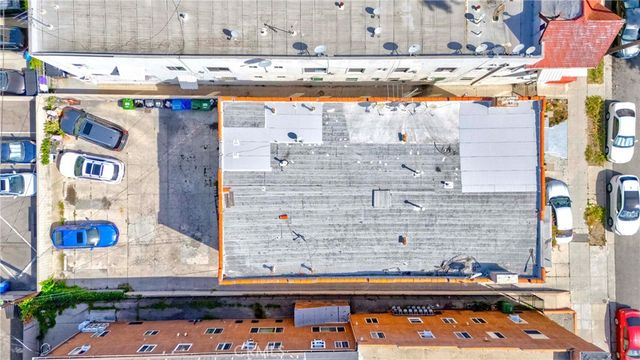 139 S Manhattan 145, Los Angeles, CA 90004