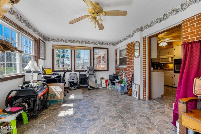 288 Arnold Road, Mountain City, TN 37683