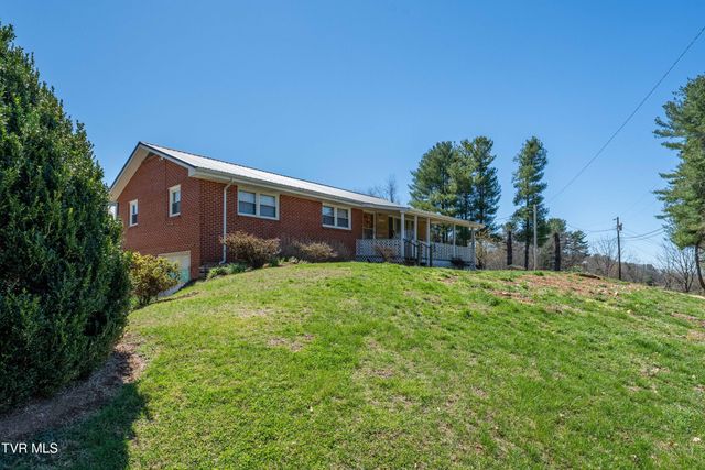 288 Arnold Road, Mountain City, TN 37683