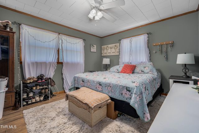 288 Arnold Road, Mountain City, TN 37683