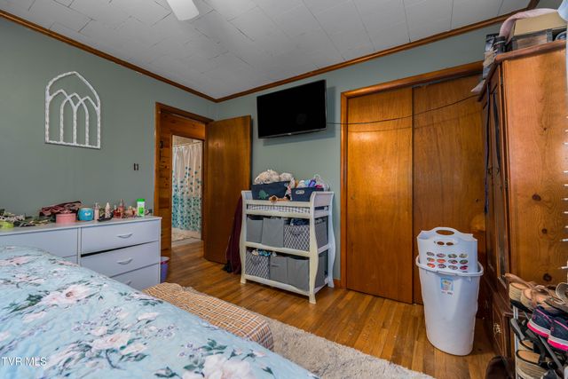 288 Arnold Road, Mountain City, TN 37683