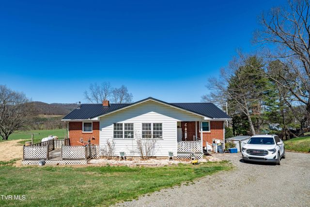 288 Arnold Road, Mountain City, TN 37683