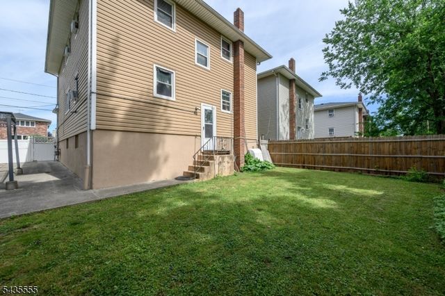 405 Kennedy Dr, Linden City, NJ 07036