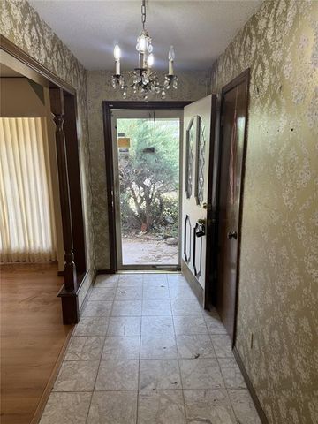 9216 NW Lansbrook Lane, Oklahoma City, OK 73132