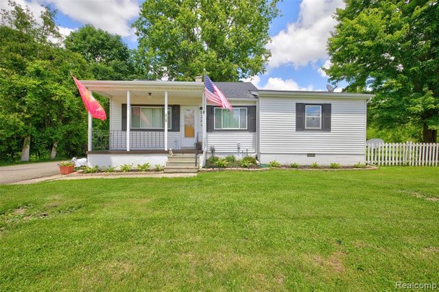 5244 Oleksyn Road, Flint, MI 48504
