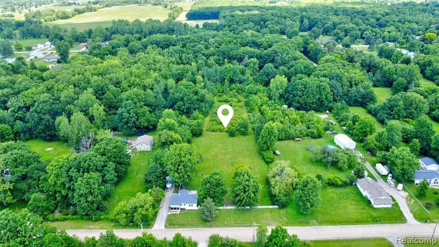 5244 Oleksyn Road, Flint, MI 48504