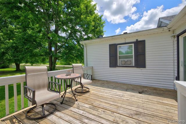 5244 Oleksyn Road, Flint, MI 48504