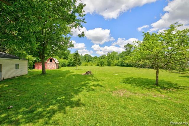 5244 Oleksyn Road, Flint, MI 48504