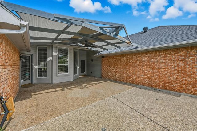 18515 Park Grove Lane, Dallas, TX 75287