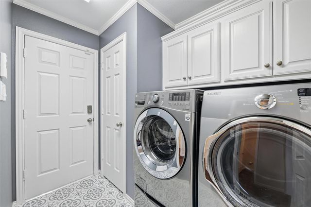 18515 Park Grove Lane, Dallas, TX 75287