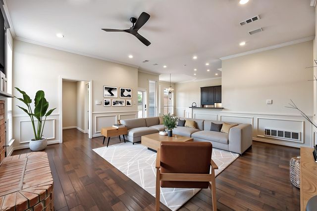 18515 Park Grove Lane, Dallas, TX 75287