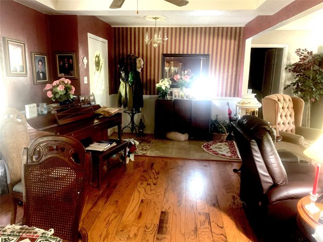 1244 Springbrook Drive, Desoto, TX 75115